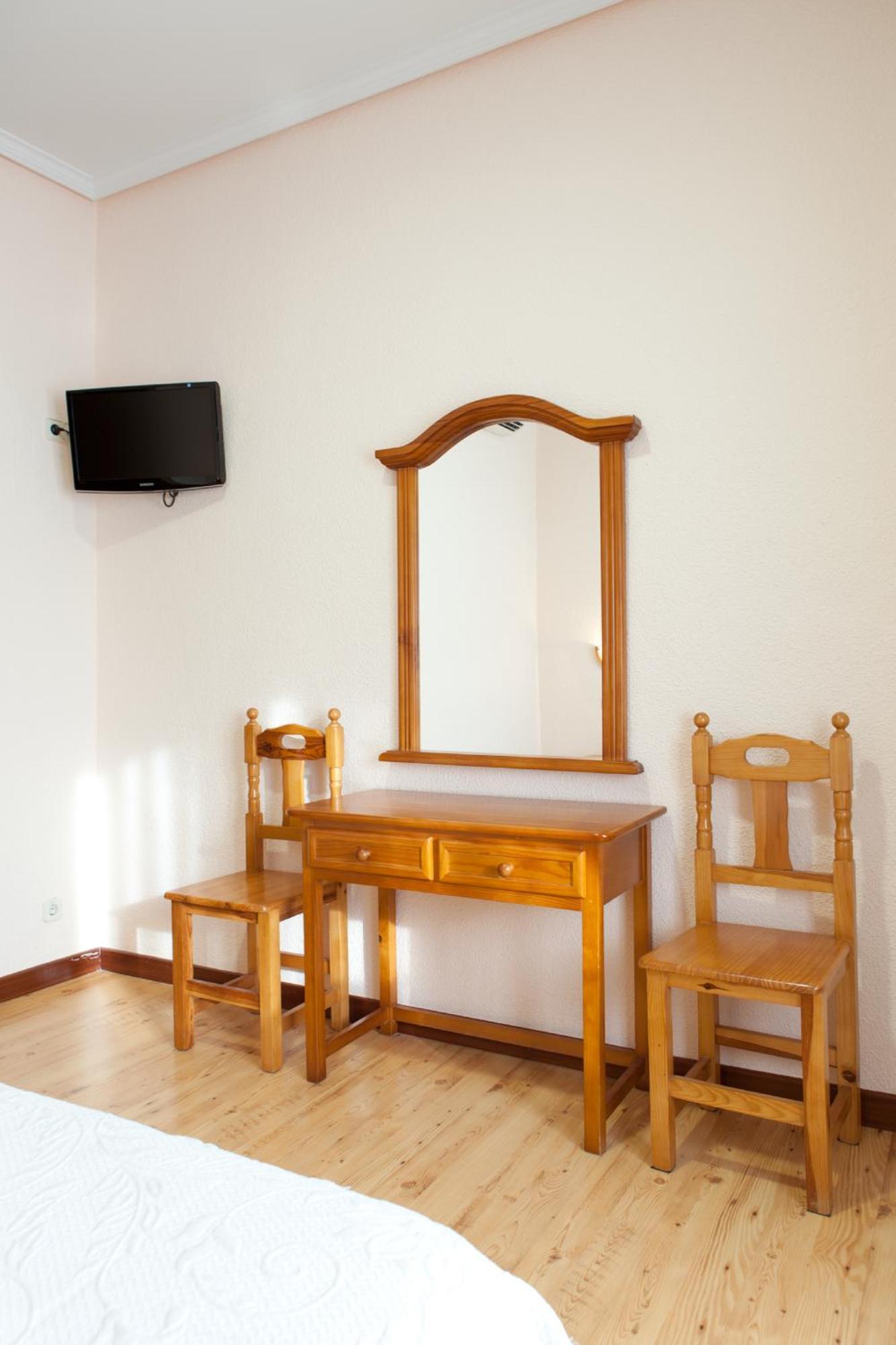 Triple Room,1207606372:JPEG