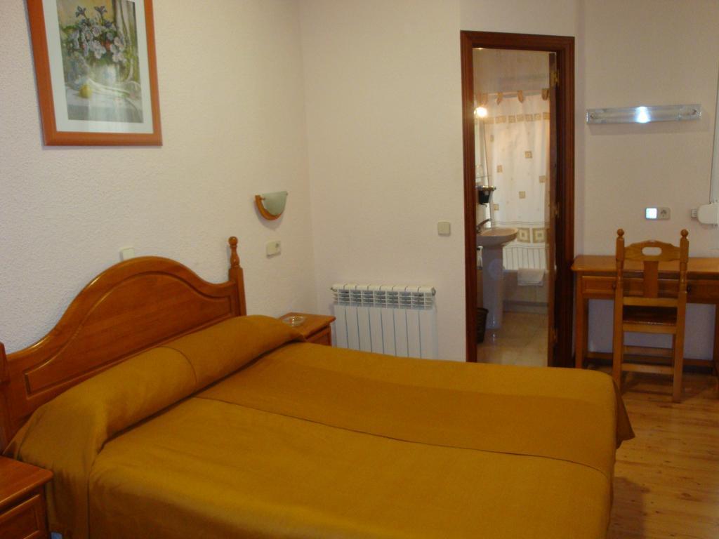 Double Room,1207606081:JPEG